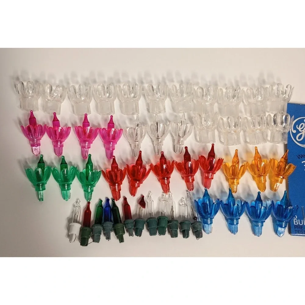 Lot of 36 VTG Tulip Flower Petal Reflector Christmas Light Covers w/Bulbs